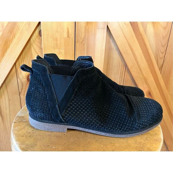 Bearpaw Holland Women's Chelsea Comfort Boot Suede Size 10 - Picture 1 of 10